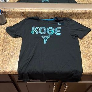Nike Kobe t-shirt size medium